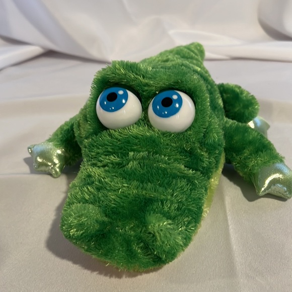 Ferociously Cute Aurora Plush 14” Hand Puppet Alligator Crocodile. Super Cuddly. - Picture 2 of 6